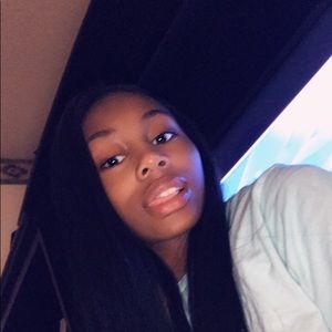 Meet your Posher, Jada